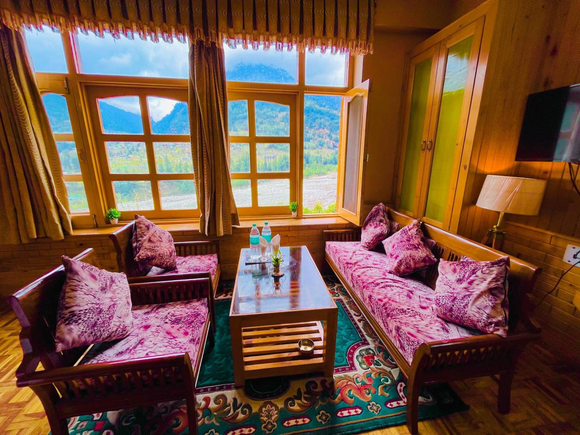 The Hollywood Vibes - #Riverview #Premium Rooms #Prime Location #Most Awarded #Parking #Top Rated #Open Terrace #Best Selling Hotel In Manali Exteriör bild