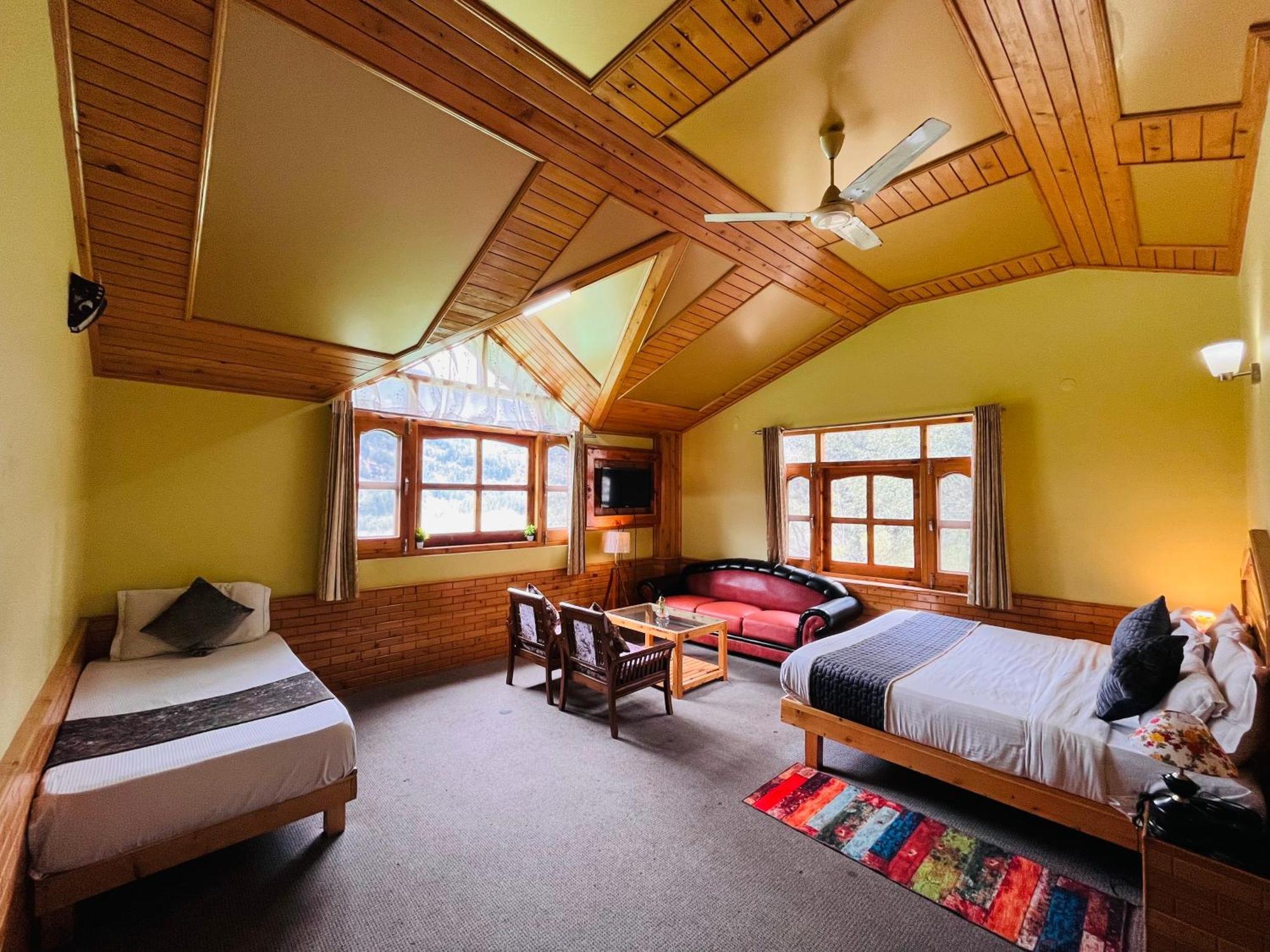 The Hollywood Vibes - #Riverview #Premium Rooms #Prime Location #Most Awarded #Parking #Top Rated #Open Terrace #Best Selling Hotel In Manali Exteriör bild