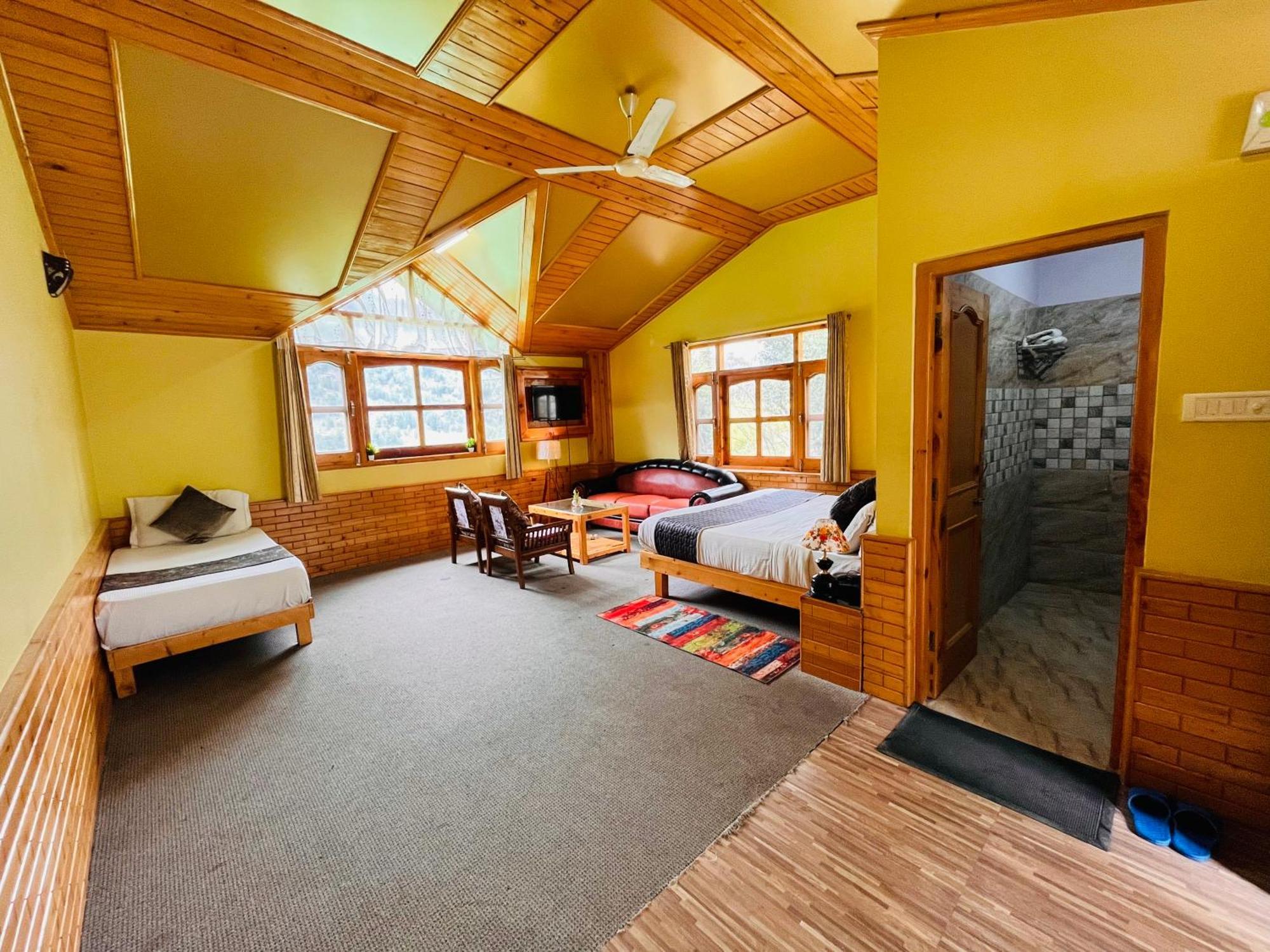 The Hollywood Vibes - #Riverview #Premium Rooms #Prime Location #Most Awarded #Parking #Top Rated #Open Terrace #Best Selling Hotel In Manali Exteriör bild