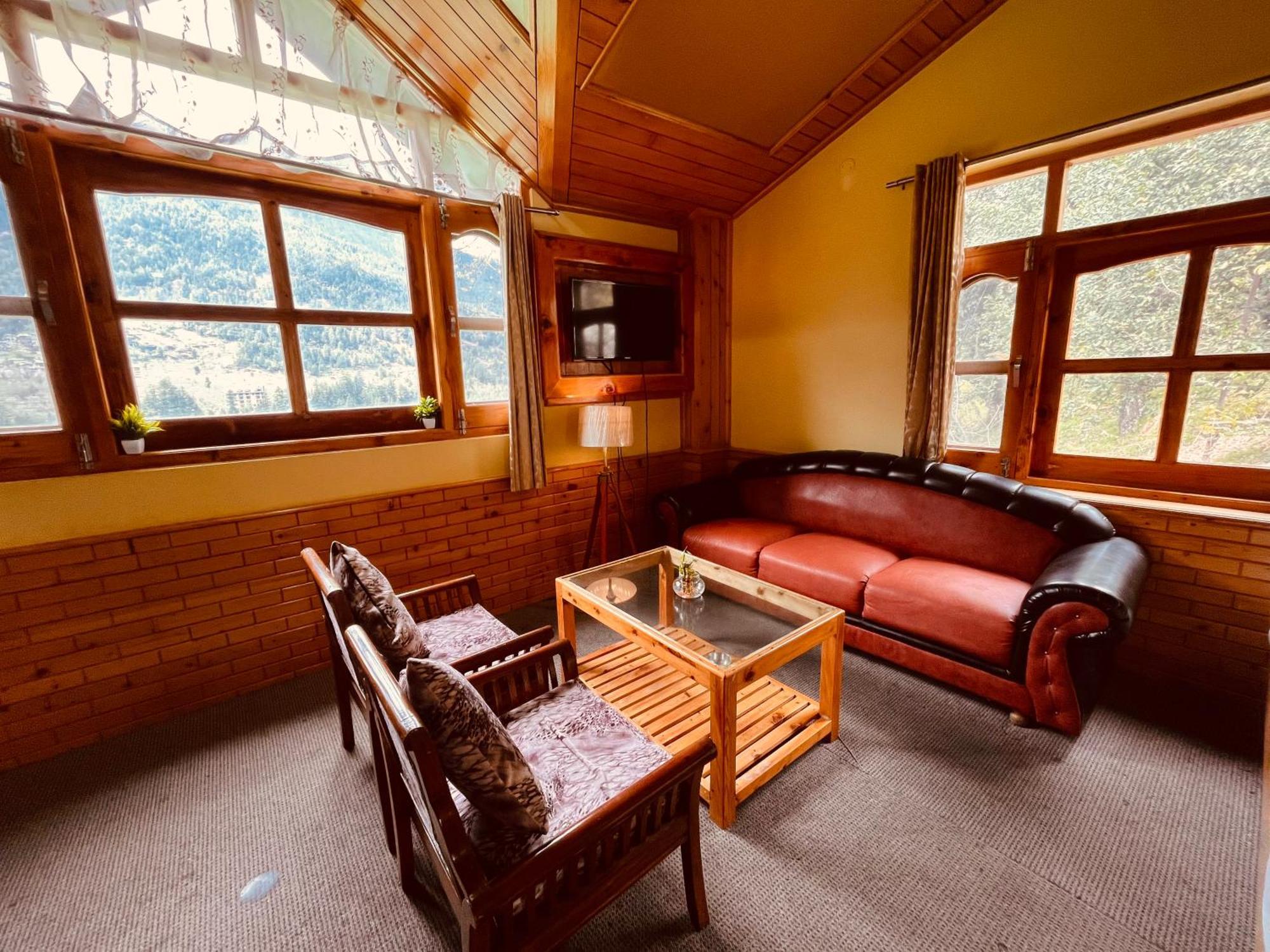 The Hollywood Vibes - #Riverview #Premium Rooms #Prime Location #Most Awarded #Parking #Top Rated #Open Terrace #Best Selling Hotel In Manali Exteriör bild
