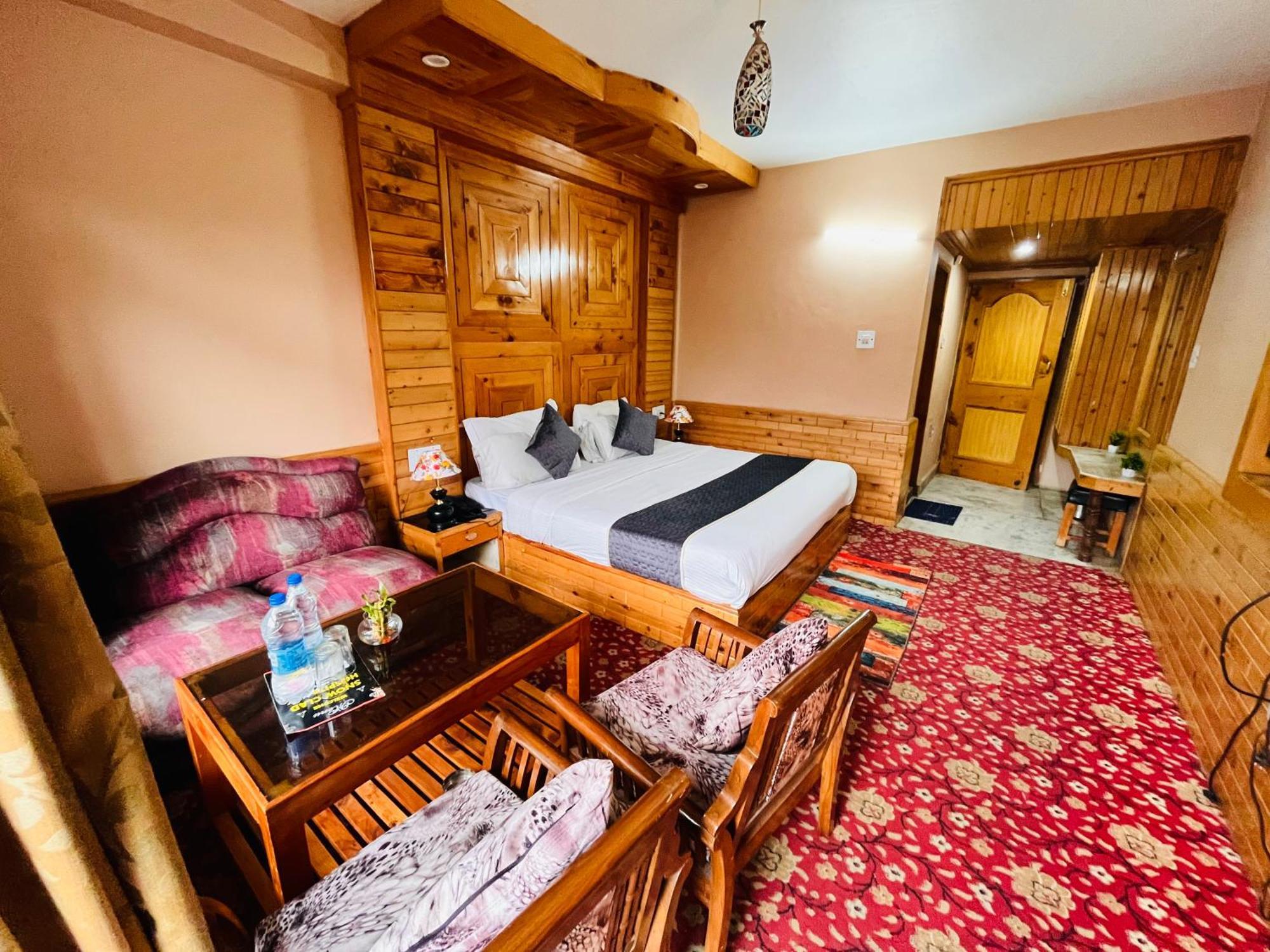 The Hollywood Vibes - #Riverview #Premium Rooms #Prime Location #Most Awarded #Parking #Top Rated #Open Terrace #Best Selling Hotel In Manali Exteriör bild