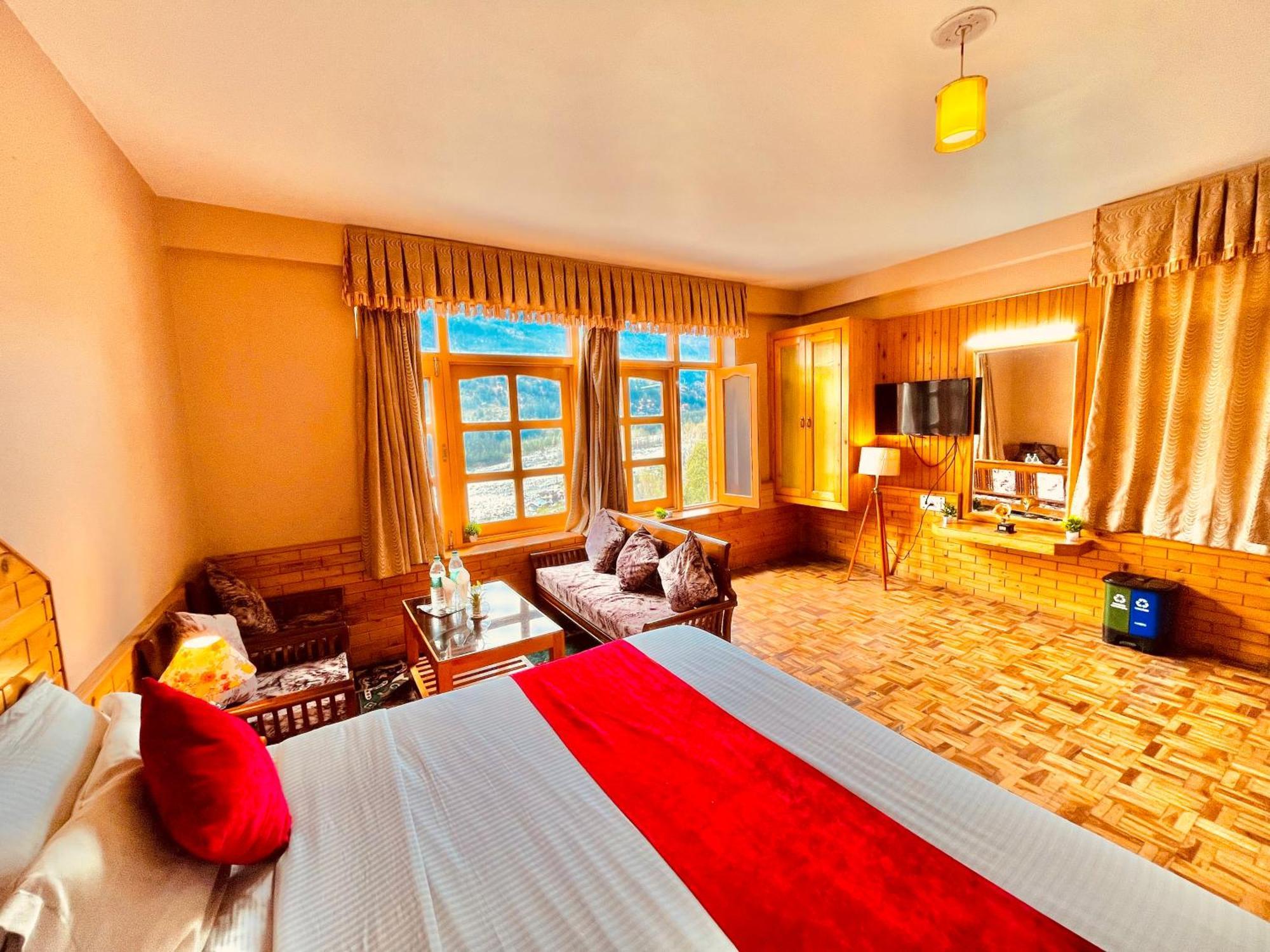The Hollywood Vibes - #Riverview #Premium Rooms #Prime Location #Most Awarded #Parking #Top Rated #Open Terrace #Best Selling Hotel In Manali Exteriör bild