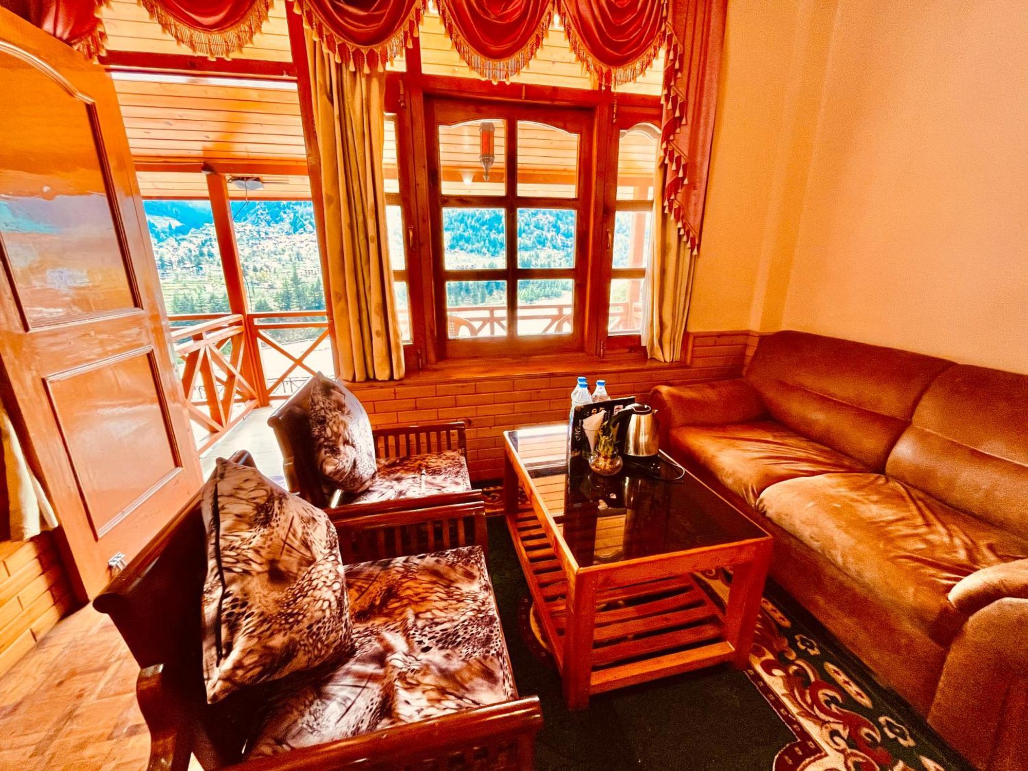 The Hollywood Vibes - #Riverview #Premium Rooms #Prime Location #Most Awarded #Parking #Top Rated #Open Terrace #Best Selling Hotel In Manali Exteriör bild