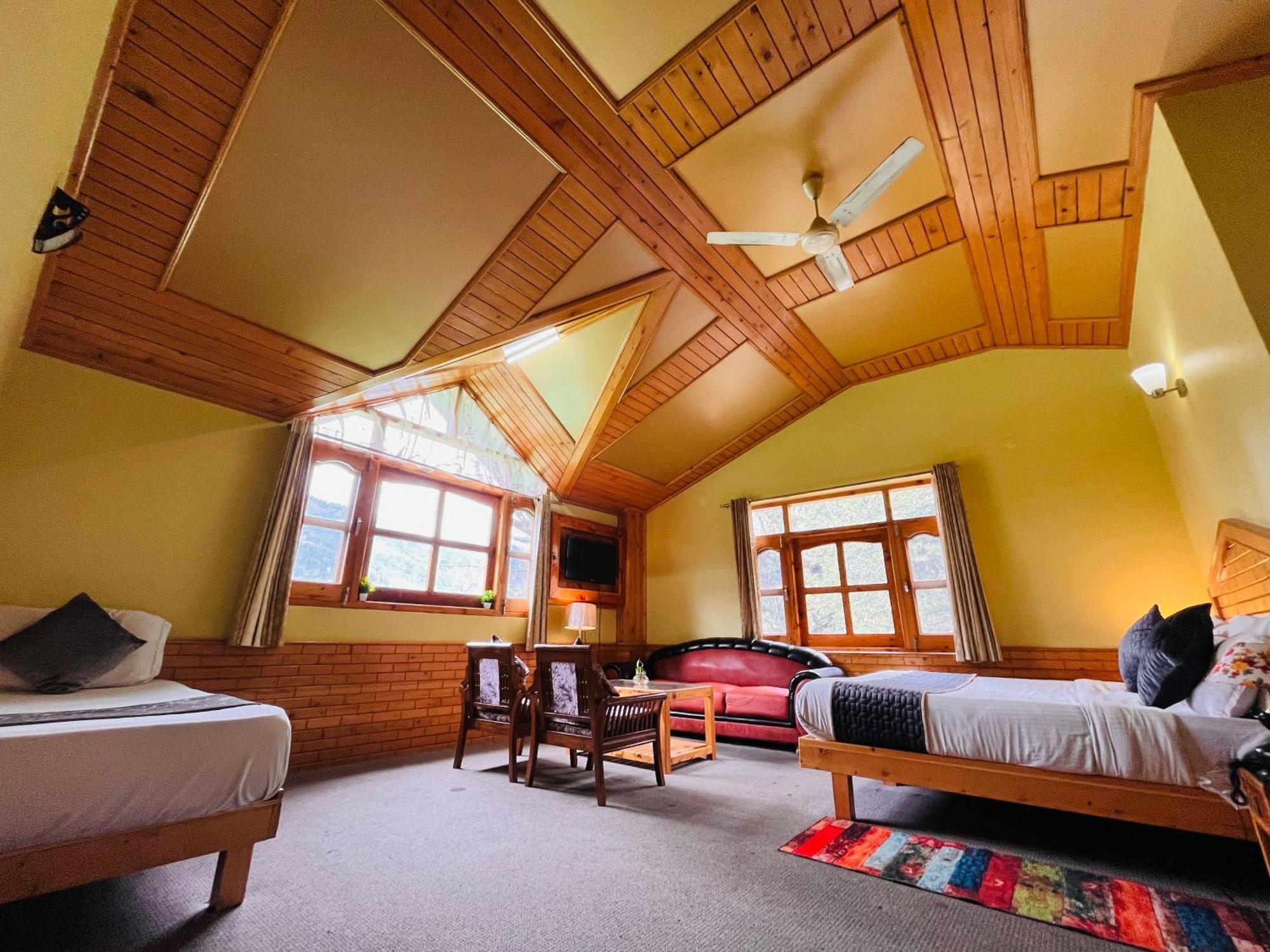 The Hollywood Vibes - #Riverview #Premium Rooms #Prime Location #Most Awarded #Parking #Top Rated #Open Terrace #Best Selling Hotel In Manali Exteriör bild