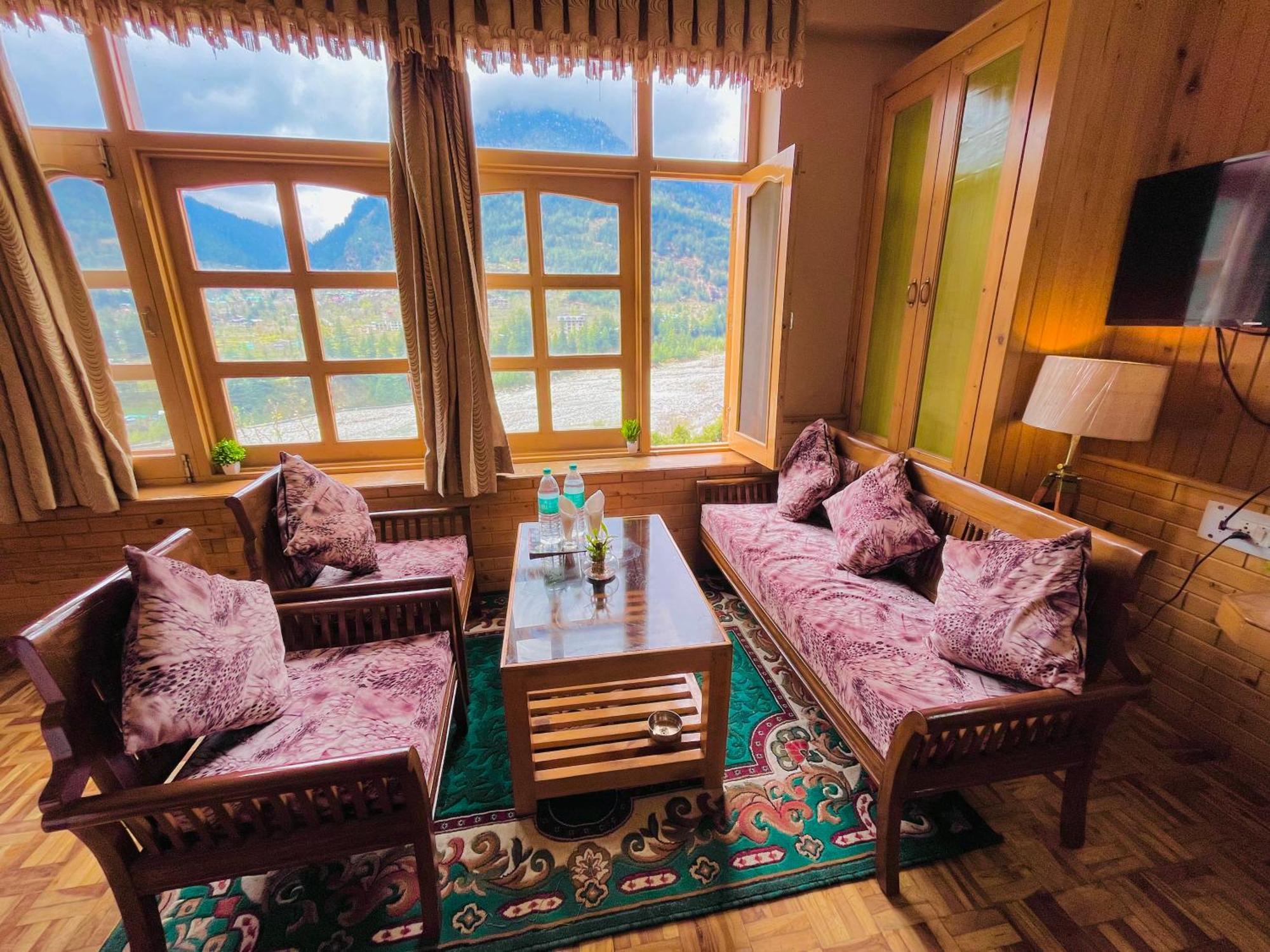 The Hollywood Vibes - #Riverview #Premium Rooms #Prime Location #Most Awarded #Parking #Top Rated #Open Terrace #Best Selling Hotel In Manali Exteriör bild