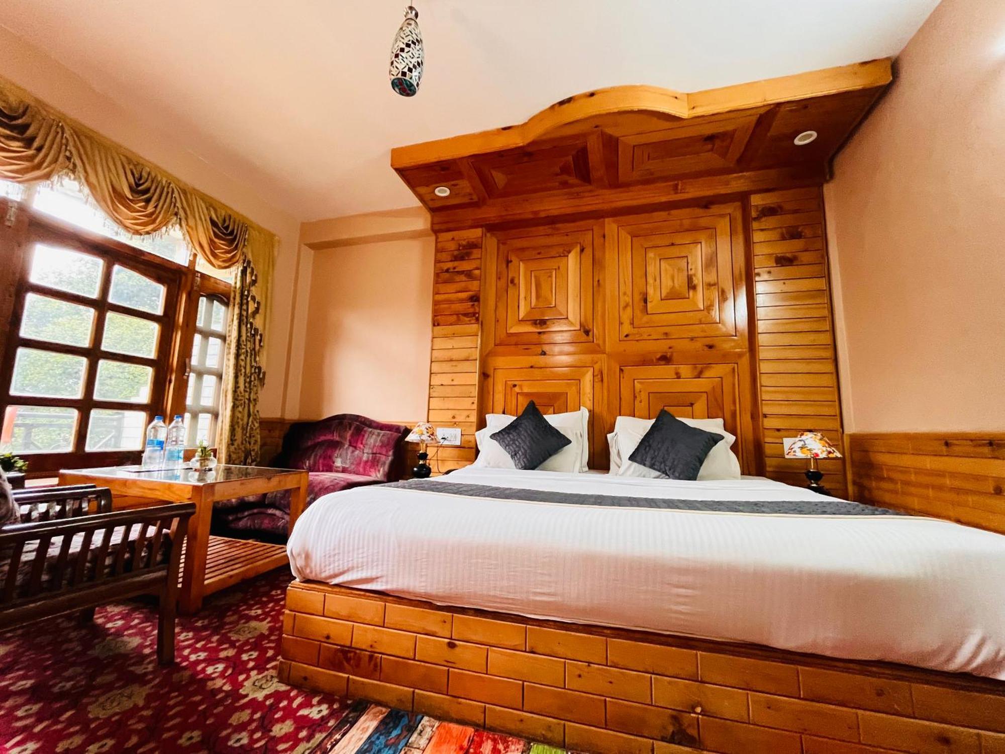 The Hollywood Vibes - #Riverview #Premium Rooms #Prime Location #Most Awarded #Parking #Top Rated #Open Terrace #Best Selling Hotel In Manali Exteriör bild