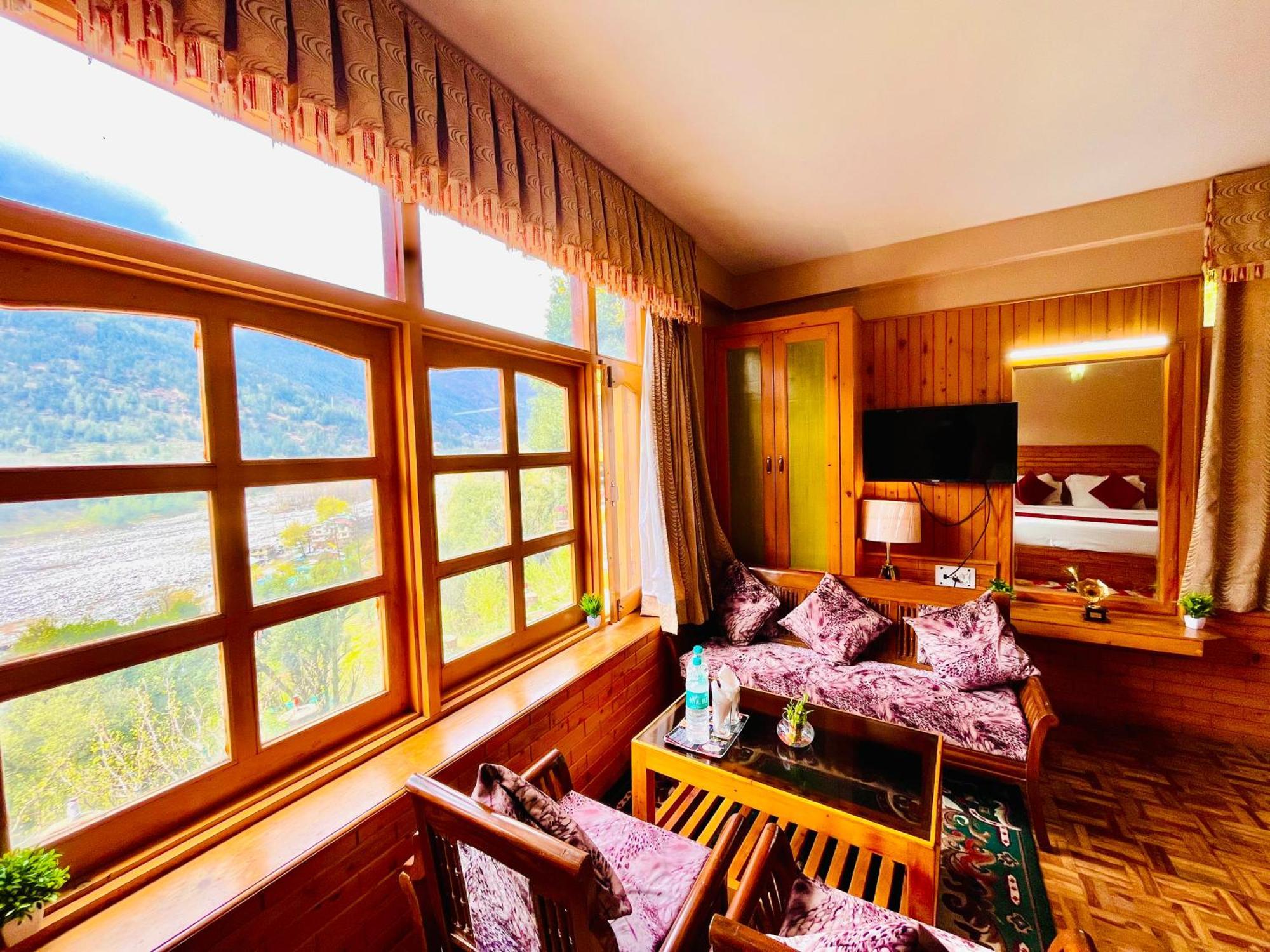 The Hollywood Vibes - #Riverview #Premium Rooms #Prime Location #Most Awarded #Parking #Top Rated #Open Terrace #Best Selling Hotel In Manali Exteriör bild