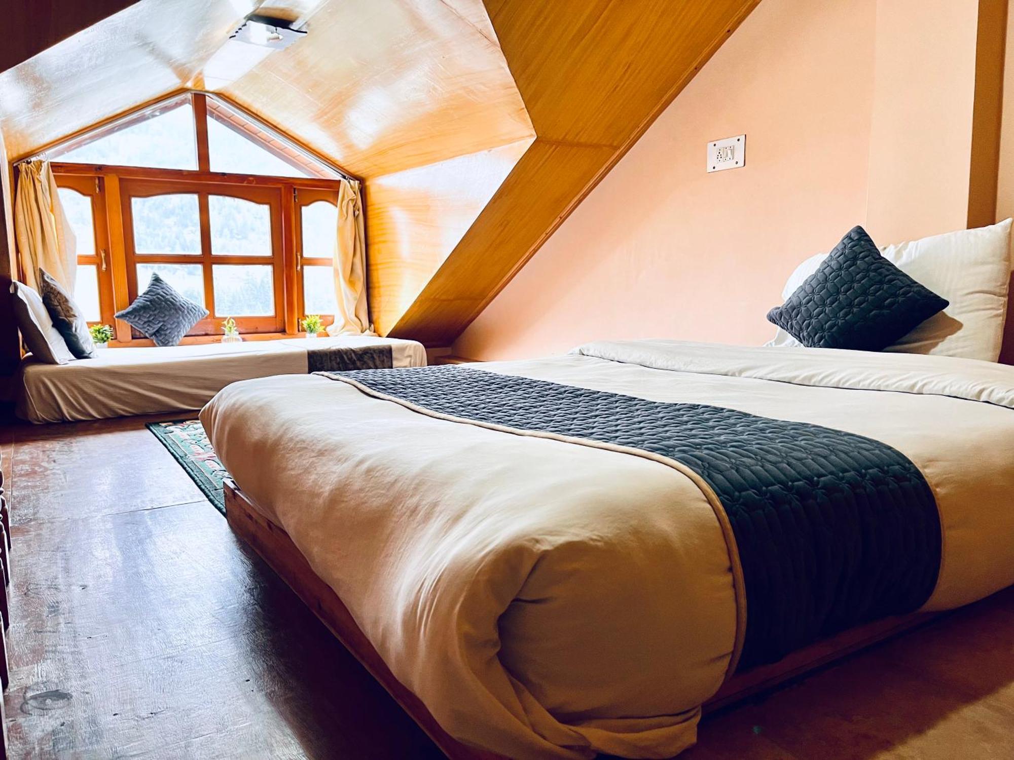 The Hollywood Vibes - #Riverview #Premium Rooms #Prime Location #Most Awarded #Parking #Top Rated #Open Terrace #Best Selling Hotel In Manali Exteriör bild