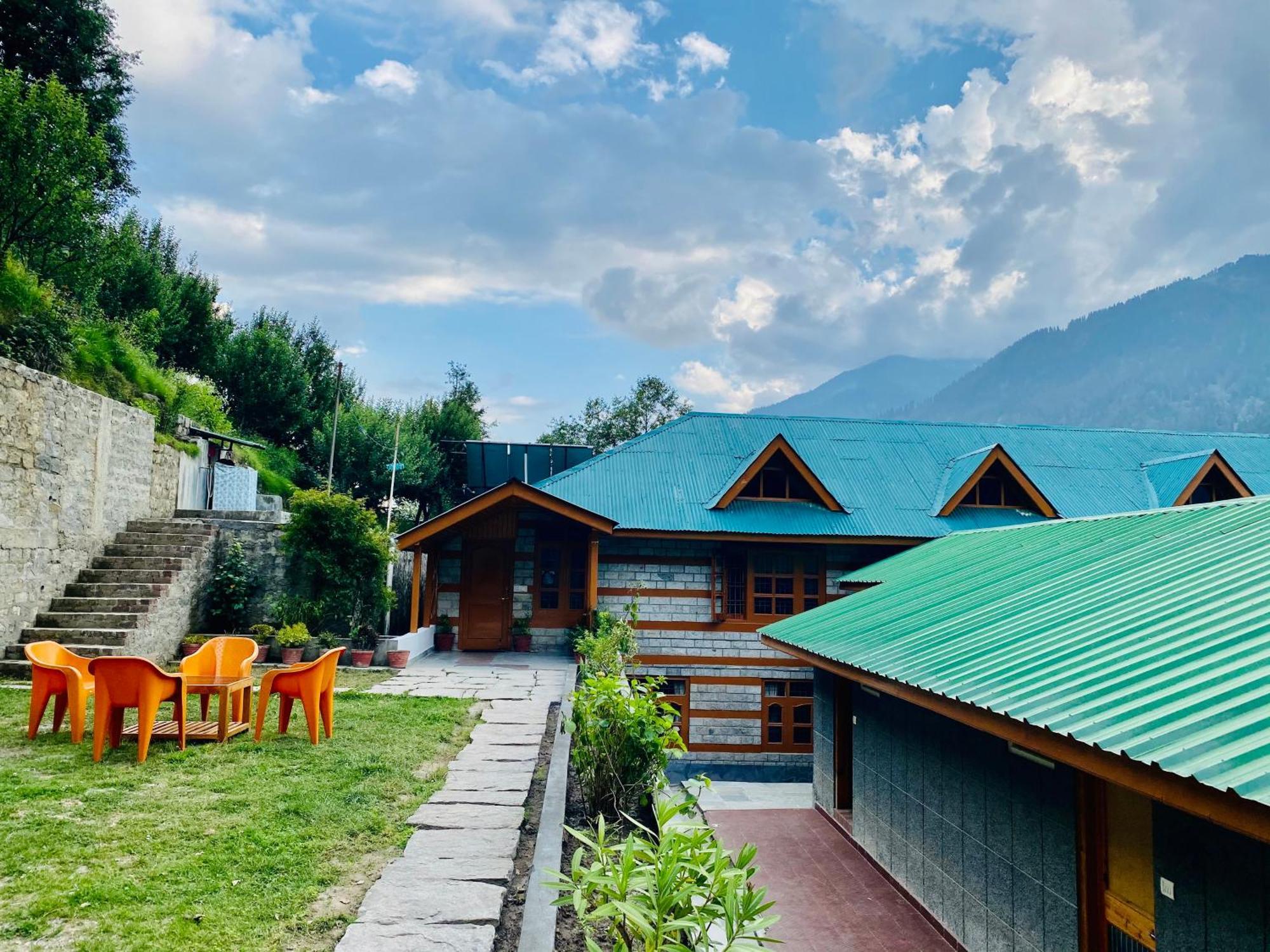 The Hollywood Vibes - #Riverview #Premium Rooms #Prime Location #Most Awarded #Parking #Top Rated #Open Terrace #Best Selling Hotel In Manali Exteriör bild