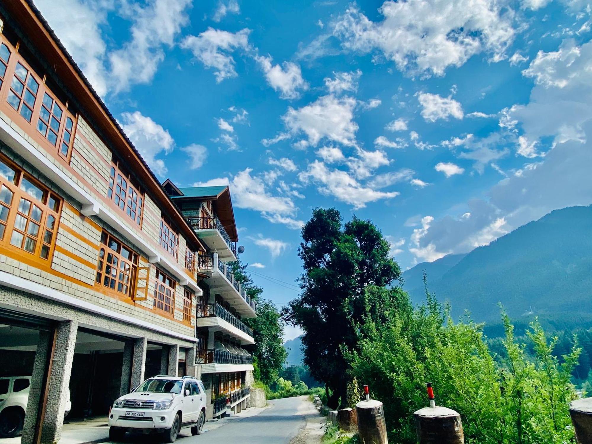 The Hollywood Vibes - #Riverview #Premium Rooms #Prime Location #Most Awarded #Parking #Top Rated #Open Terrace #Best Selling Hotel In Manali Exteriör bild